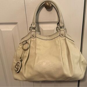 Gucci Cream Shoulder Bag